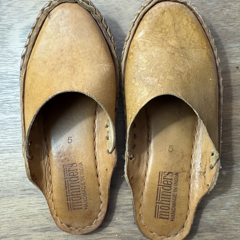 Women’s Tan Leather Monhinders Slip-On Shoes